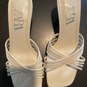 Zara kitten heels